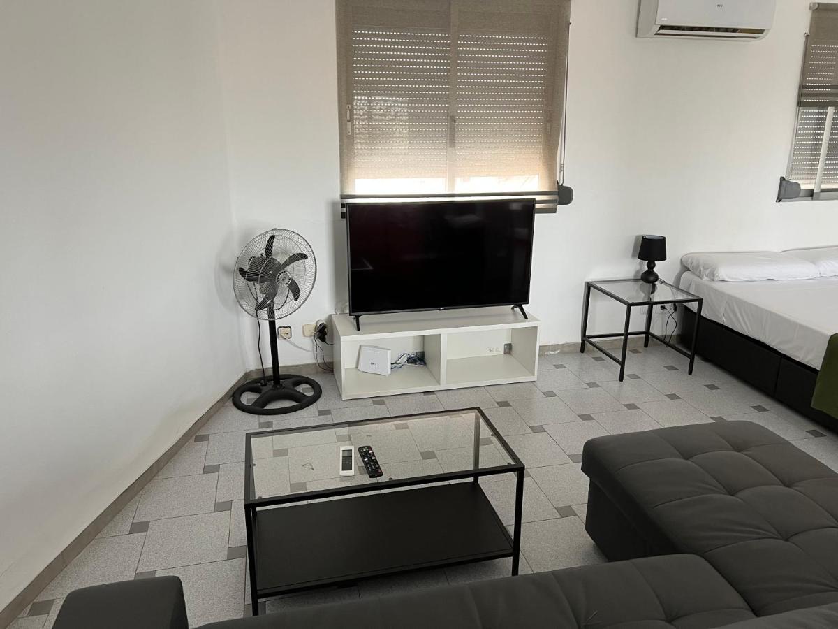 バレンシアAttic Loft Gran Viaアパートメント エクステリア 写真